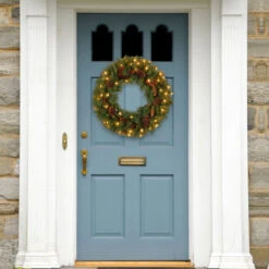 Christmas Central Pre-Lit Pine Cone Artificial Christmas Wreath, 24-Inch, Clear Lights -Northlight dnat pc 24wlo 1 3 48788.1631812953