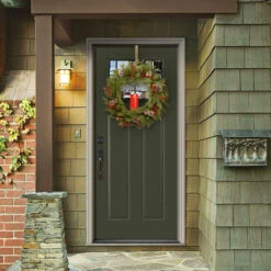 Christmas Central Bristle Berry Artificial Christmas Wreath, 24-Inch, Unlit -Northlight dnat pebb3 300n24wbr 3 60853.1644108679