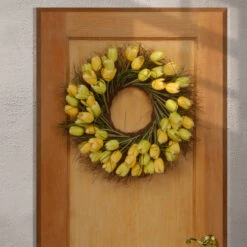 Yellow Tulip Artificial Wreath - 24-Inch, Unlit 9 Yellow Tulip Artificial Wreath - 24-Inch, Unlit -Northlight dnat ras hy55724w y1 4 58685.1631812642