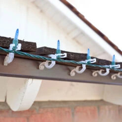 Northlight Set Of 150 Clear Max Pro Anywhere Christmas Light Clips 11 Northlight Set Of 150 Clear Max Pro Anywhere Christmas Light Clips -Northlight simpleliving 714025 woodshingle 35040.1665610746